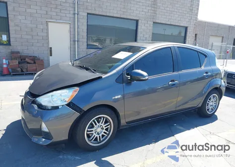 2012 Toyota Prius C Three из США, поврежденный, VIN JTDKDTB35C1004565